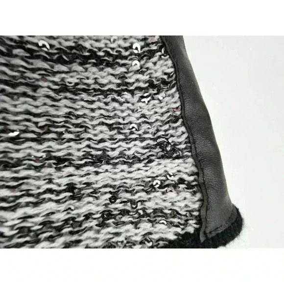 I ❤️ Pinc Girl's Size Small Black & Gray Glittery Long Sleeve Sweater - Picture 5 of 6